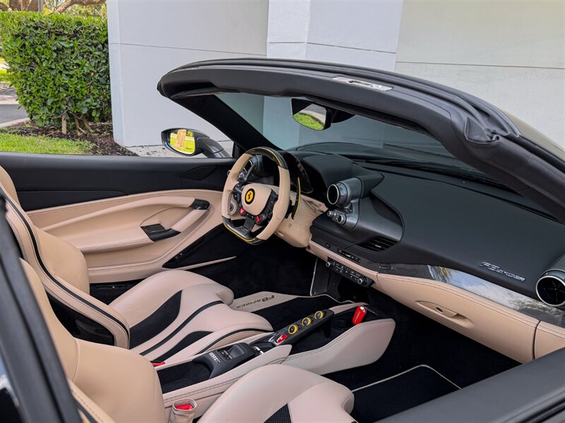 2022 Ferrari F8 Spider - Photo 27 - Bonita Springs, FL 34134