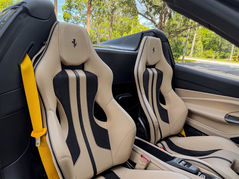 2022 Ferrari F8 Spider - Photo 33 - Bonita Springs, FL 34134