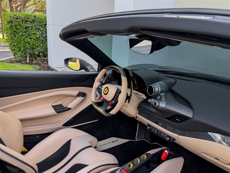 2022 Ferrari F8 Spider - Photo 31 - Bonita Springs, FL 34134