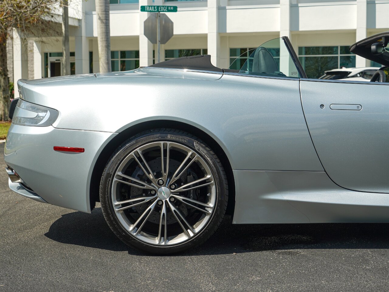 2012 Aston Martin Virage Volante   - Photo 10 - Bonita Springs, FL 34134