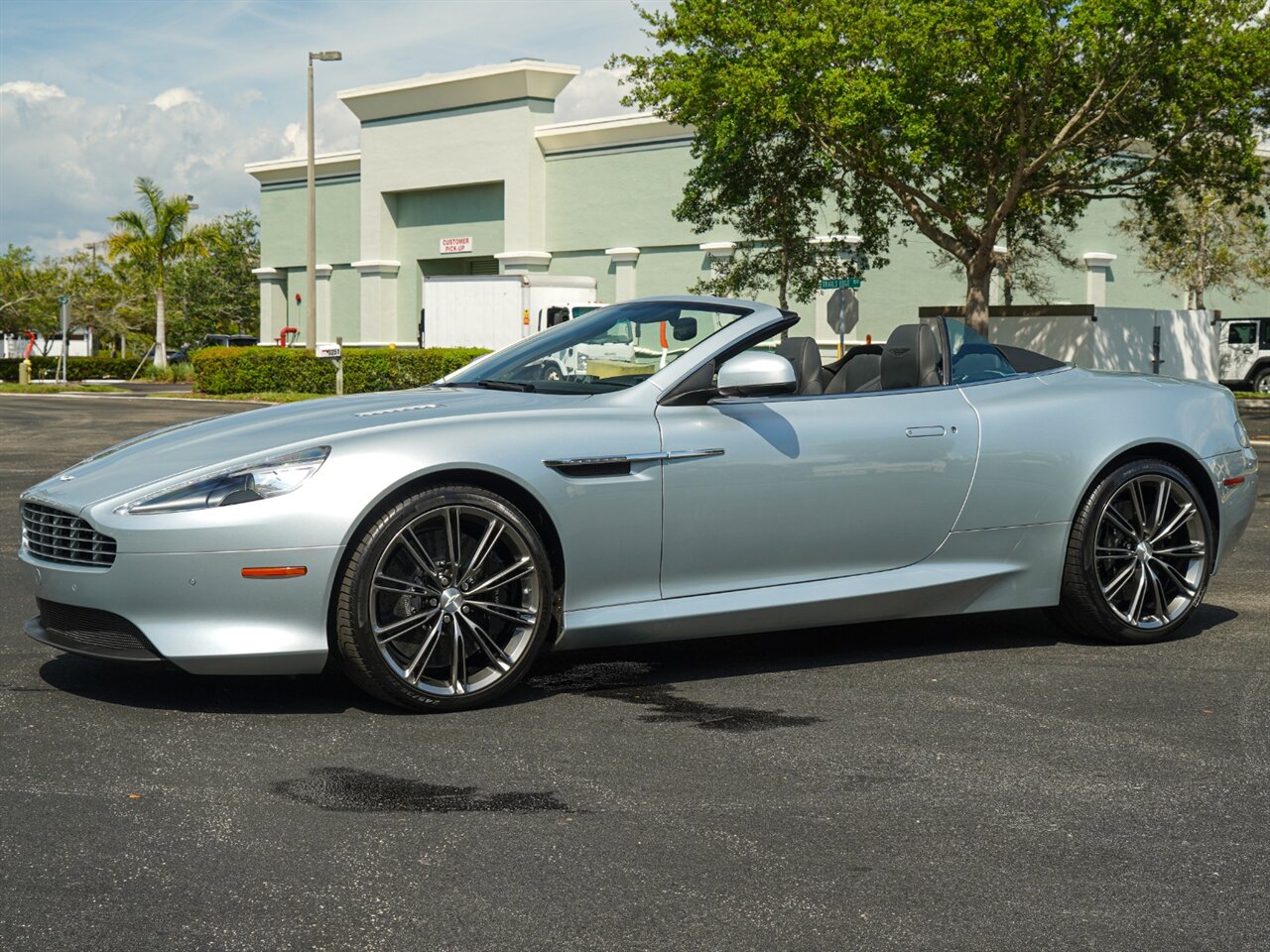 2012 Aston Martin Virage Volante   - Photo 38 - Bonita Springs, FL 34134