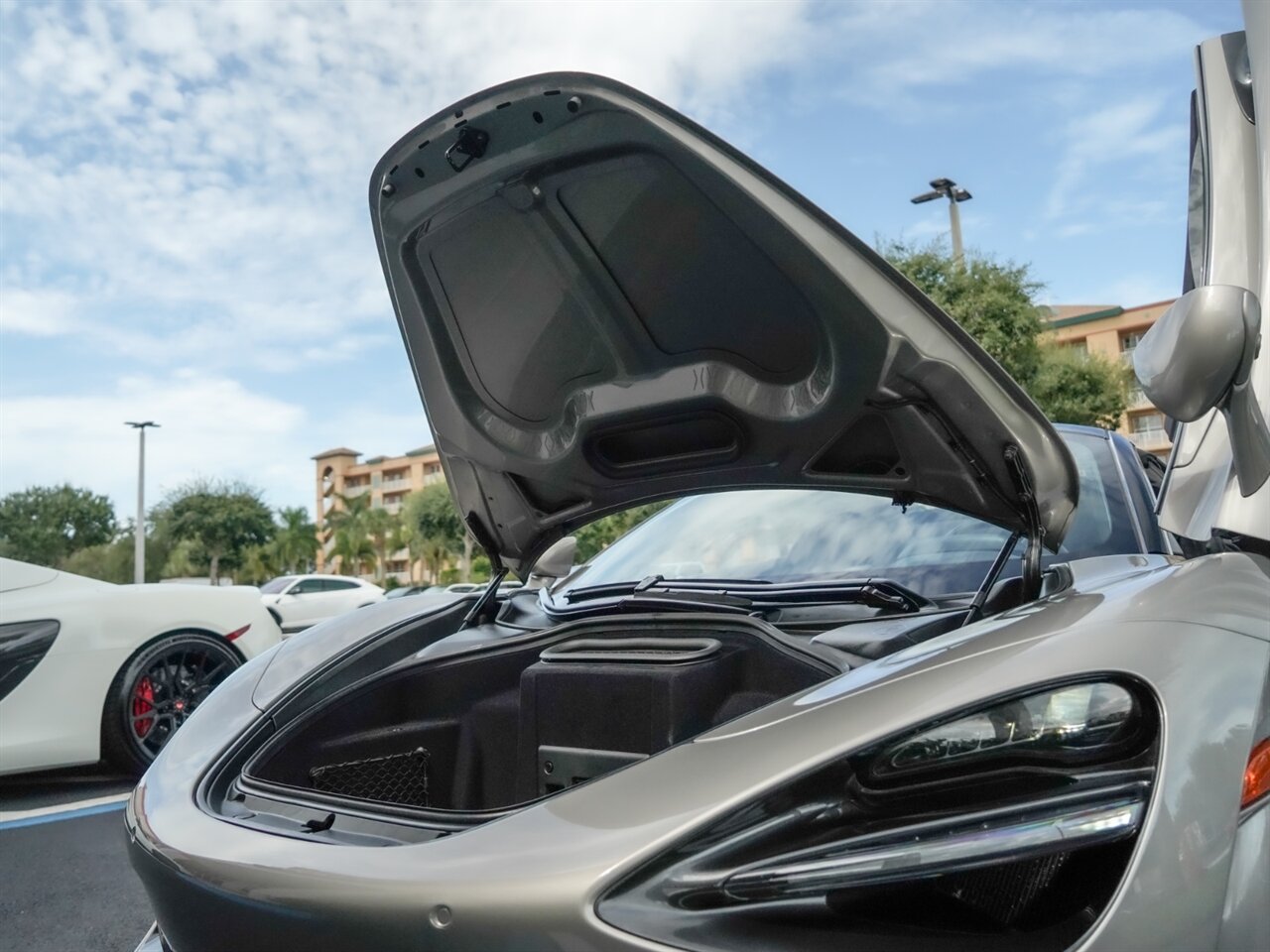 2020 McLaren 720S Spider   - Photo 23 - Bonita Springs, FL 34134