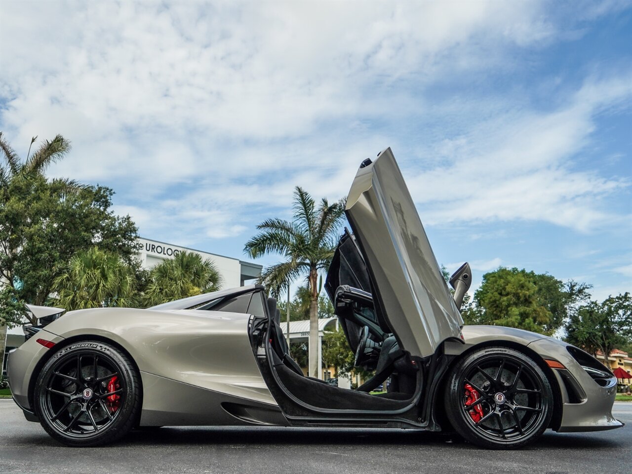 2020 McLaren 720S Spider   - Photo 33 - Bonita Springs, FL 34134