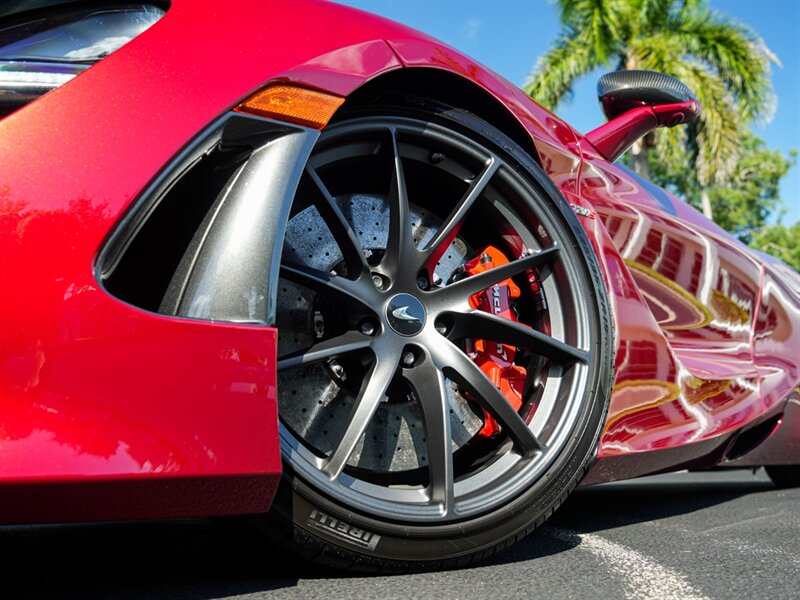 2022 McLaren 720S Spider Performance - Photo 12 - Bonita Springs, FL 34134