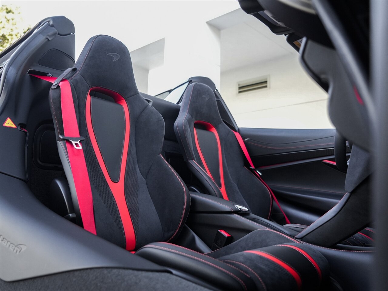 2022 McLaren 720S Spider Performance   - Photo 28 - Bonita Springs, FL 34134