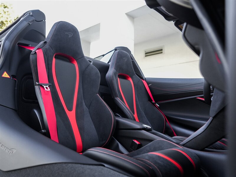 2022 McLaren 720S Spider Performance - Photo 28 - Bonita Springs, FL 34134