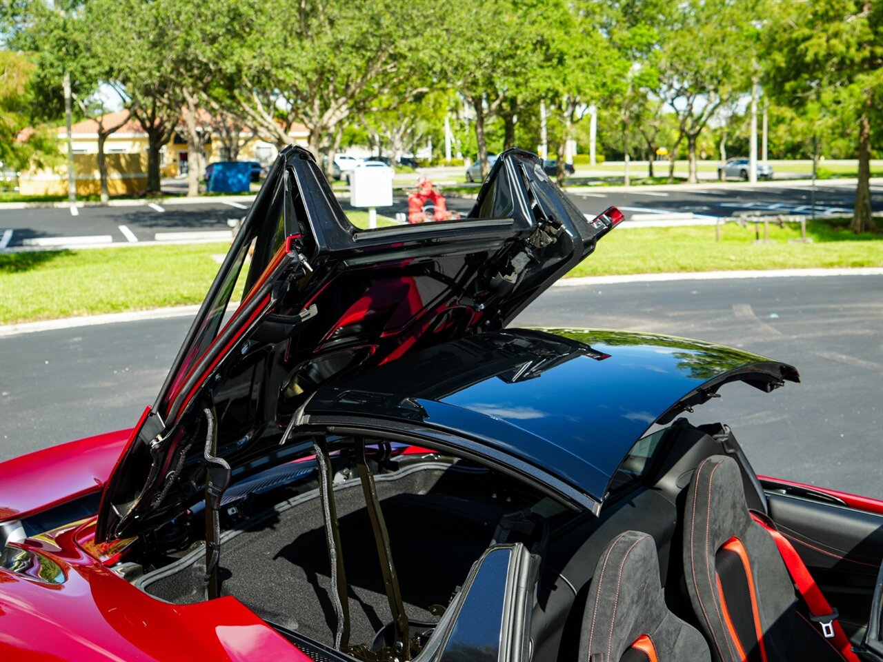 2022 McLaren 720S Spider Performance   - Photo 57 - Bonita Springs, FL 34134