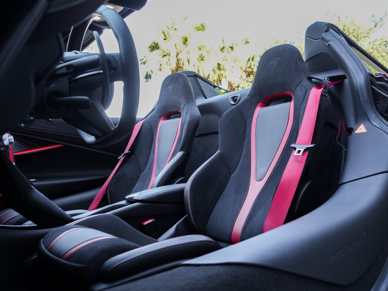 2022 McLaren 720S Spider Performance   - Photo 20 - Bonita Springs, FL 34134
