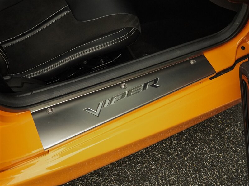 2016 Dodge Viper ACR - Photo 34 - Bonita Springs, FL 34134