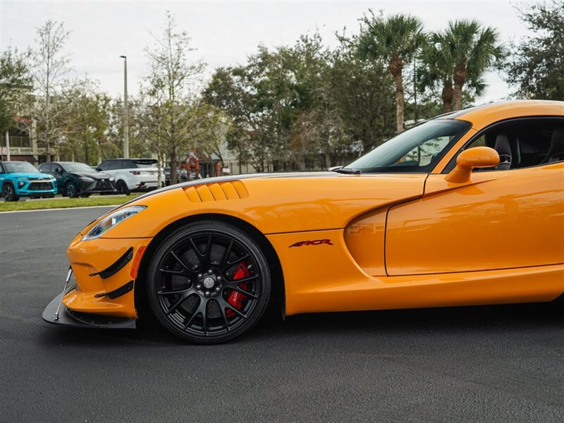 2016 Dodge Viper ACR - Photo 41 - Bonita Springs, FL 34134