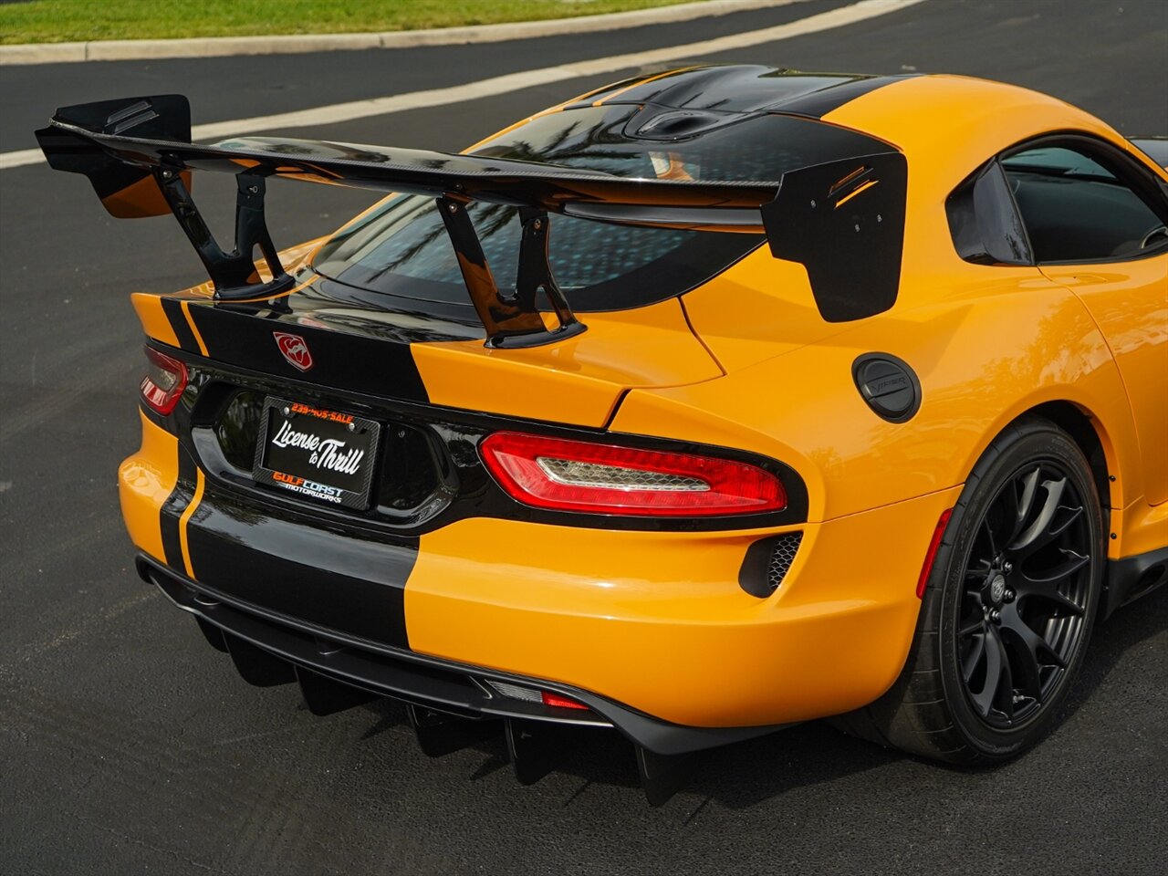 2016 Dodge Viper ACR   - Photo 58 - Bonita Springs, FL 34134