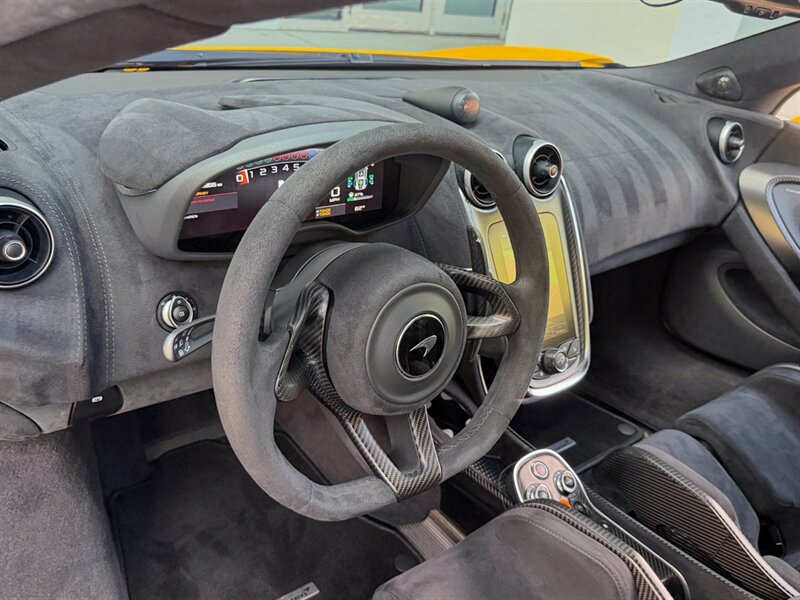 2019 McLaren 600LT - Photo 30 - Bonita Springs, FL 34134