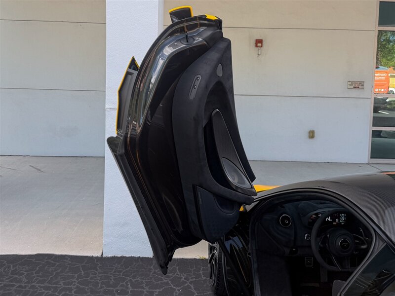 2019 McLaren 600LT - Photo 23 - Bonita Springs, FL 34134