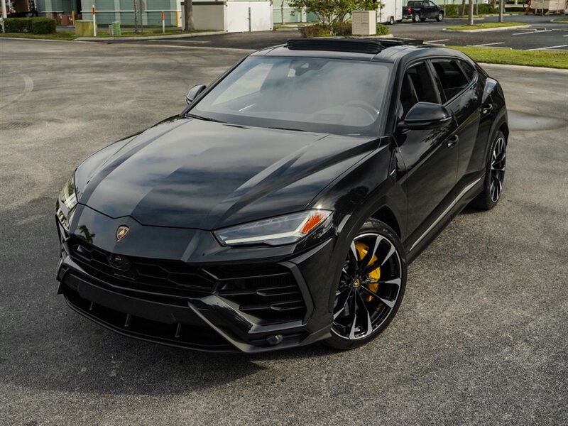 2022 Lamborghini Urus - Photo 9 - Bonita Springs, FL 34134