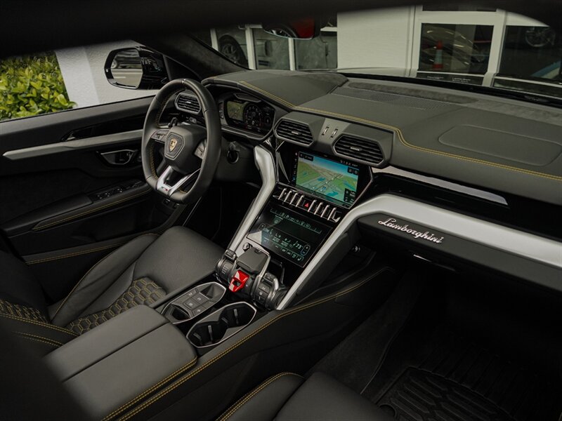 2022 Lamborghini Urus - Photo 37 - Bonita Springs, FL 34134
