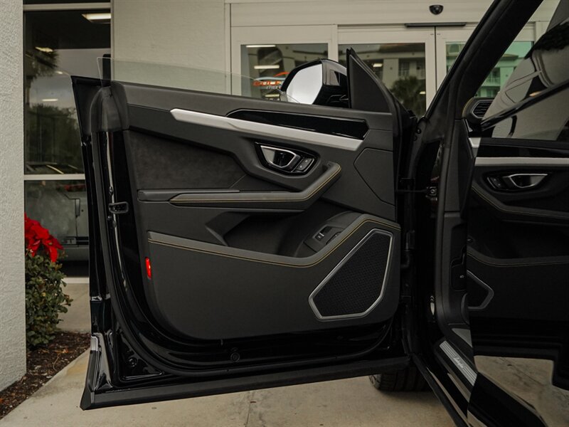 2022 Lamborghini Urus - Photo 26 - Bonita Springs, FL 34134