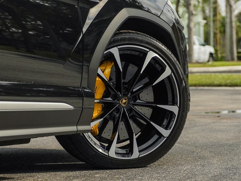 2022 Lamborghini Urus - Photo 66 - Bonita Springs, FL 34134