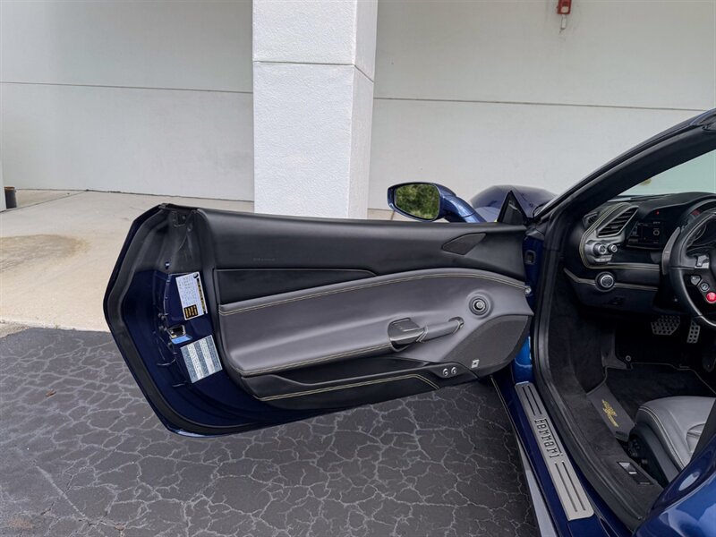 2017 Ferrari 488 Spider - Photo 23 - Bonita Springs, FL 34134