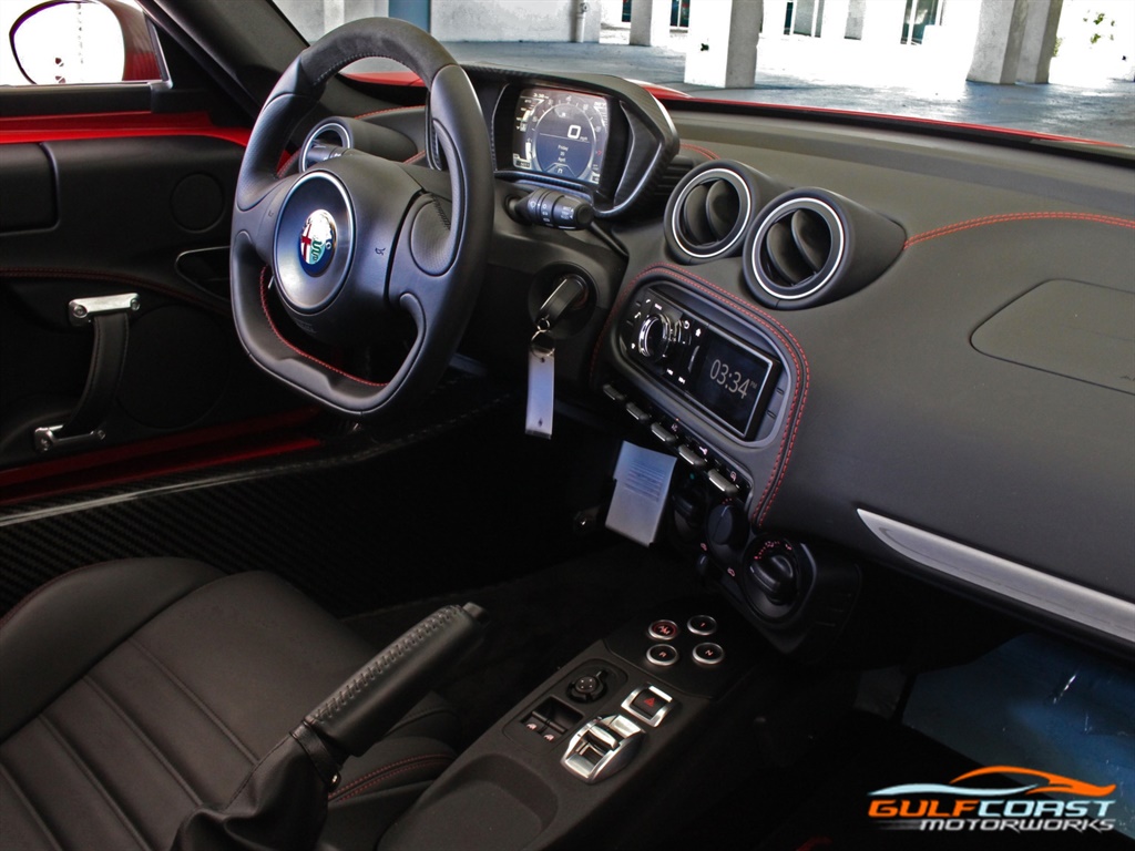 2015 Alfa Romeo 4C   - Photo 31 - Bonita Springs, FL 34134