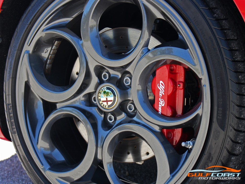 2015 Alfa Romeo 4C   - Photo 18 - Bonita Springs, FL 34134