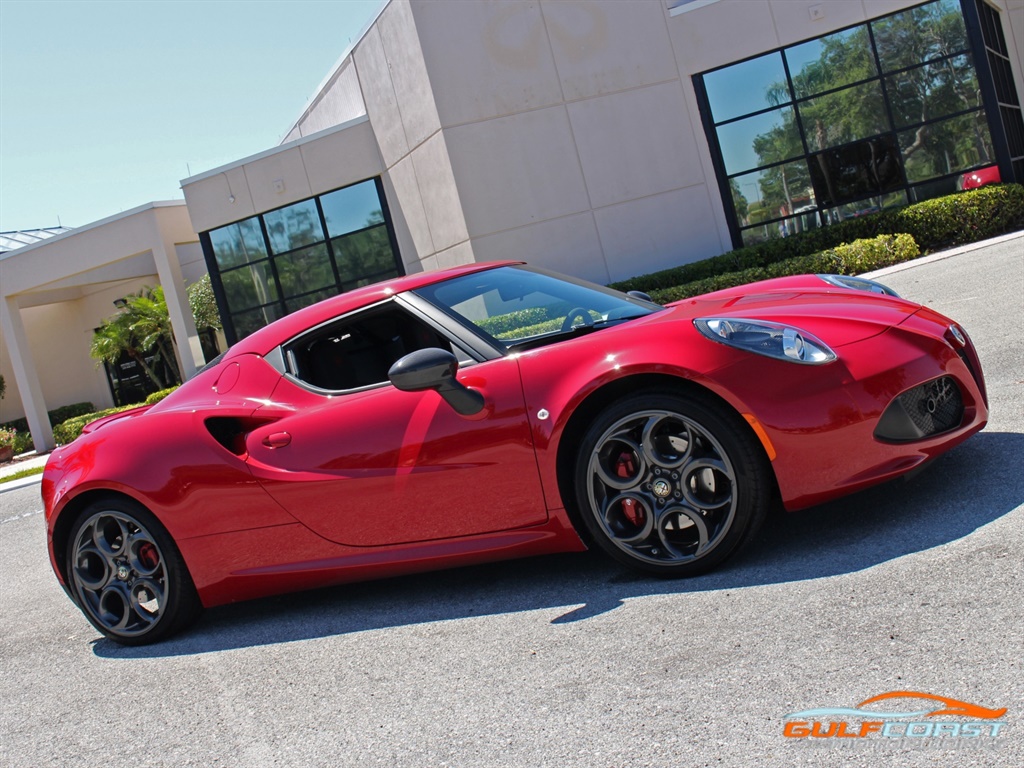 2015 Alfa Romeo 4C   - Photo 16 - Bonita Springs, FL 34134