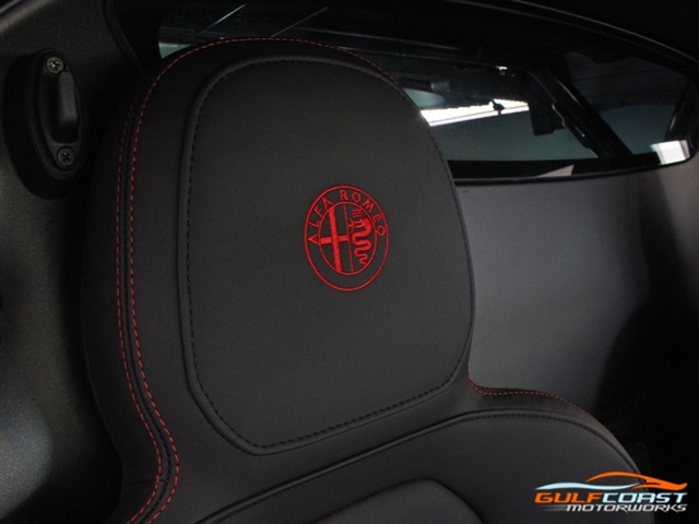 2015 Alfa Romeo 4C   - Photo 33 - Bonita Springs, FL 34134