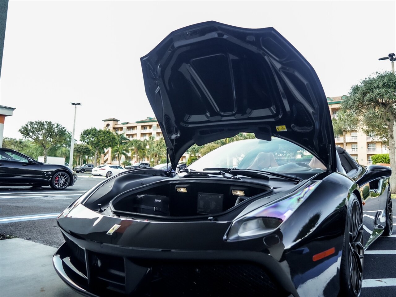 2017 Ferrari 488 Spider   - Photo 28 - Bonita Springs, FL 34134