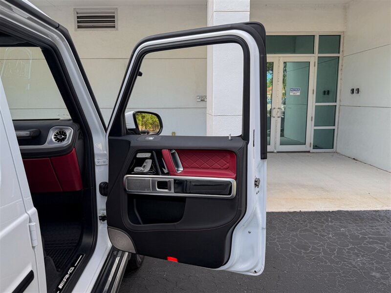 2021 Mercedes-Benz AMG G 63   - Photo 43 - Bonita Springs, FL 34134