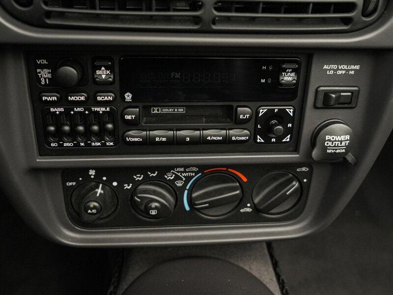 2000 Plymouth Prowler   - Photo 14 - Bonita Springs, FL 34134