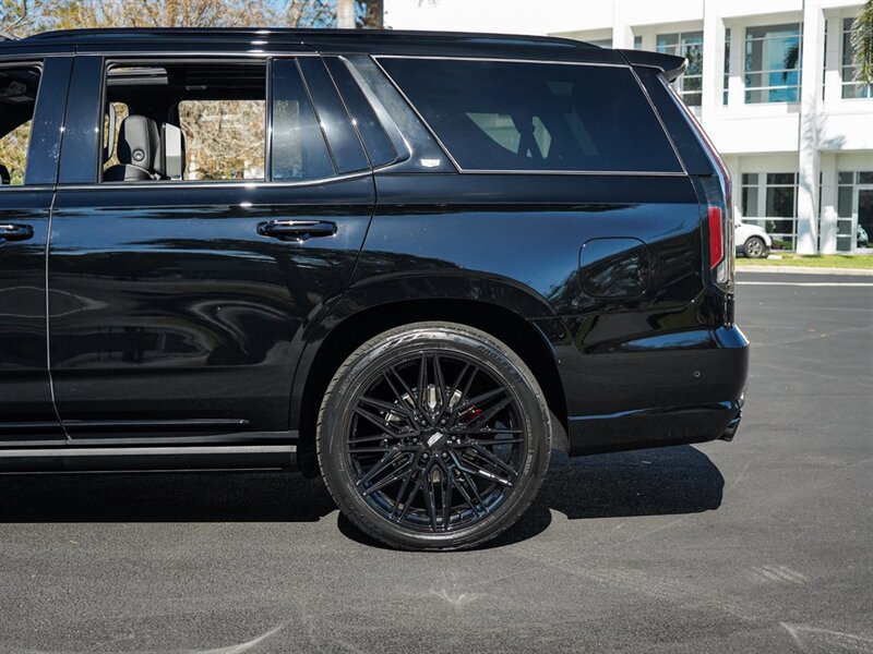 2023 Cadillac Escalade-V   - Photo 50 - Bonita Springs, FL 34134