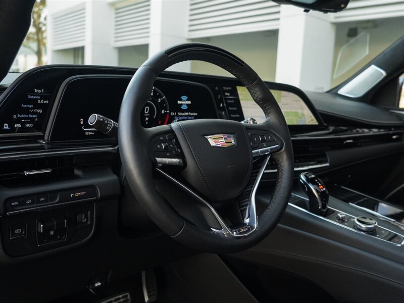 2023 Cadillac Escalade-V   - Photo 13 - Bonita Springs, FL 34134