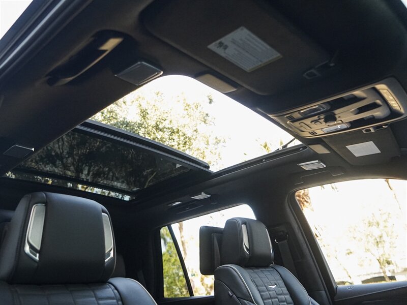 2023 Cadillac Escalade-V   - Photo 39 - Bonita Springs, FL 34134