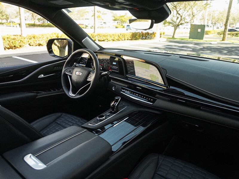 2023 Cadillac Escalade-V   - Photo 35 - Bonita Springs, FL 34134