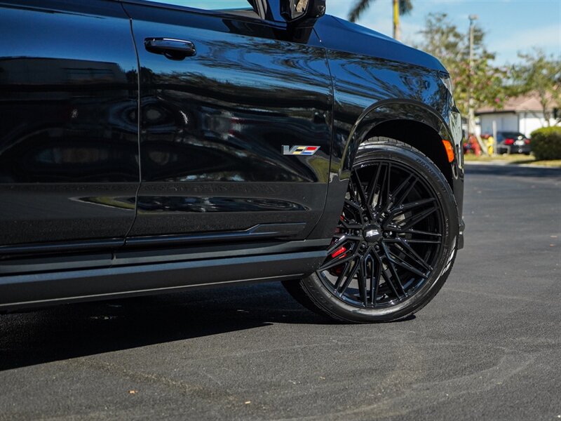 2023 Cadillac Escalade-V   - Photo 67 - Bonita Springs, FL 34134