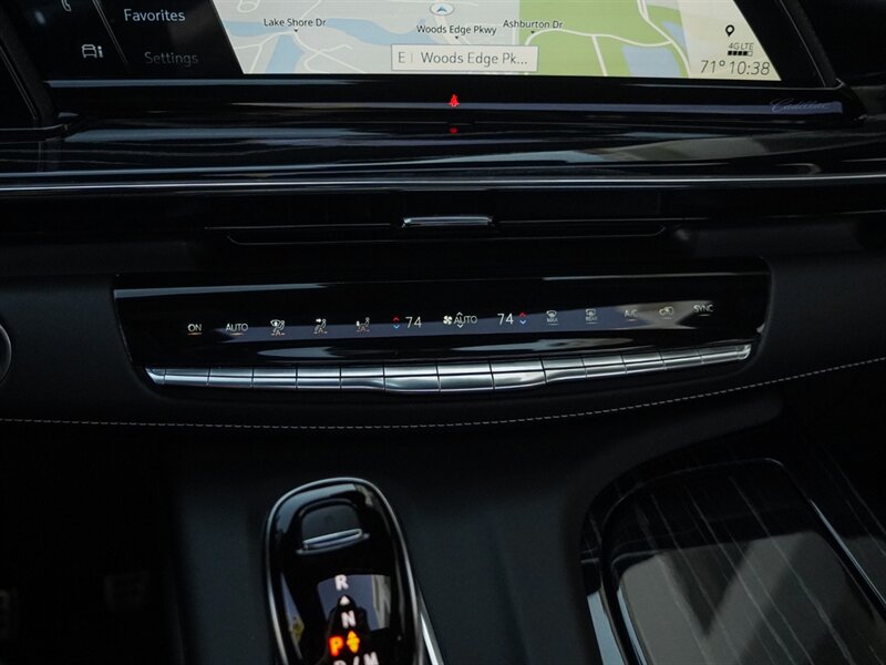 2023 Cadillac Escalade-V   - Photo 20 - Bonita Springs, FL 34134