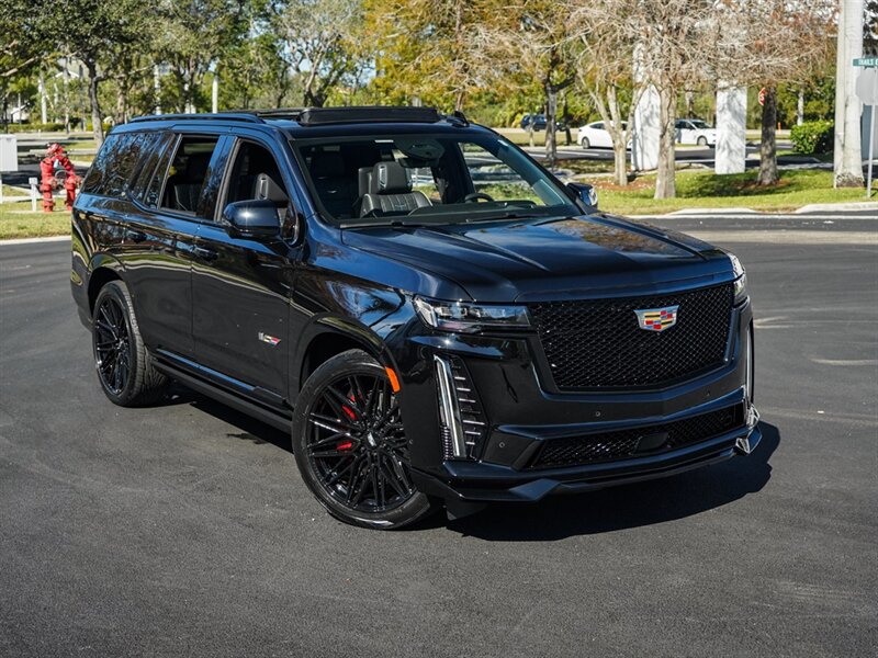 2023 Cadillac Escalade-V   - Photo 74 - Bonita Springs, FL 34134