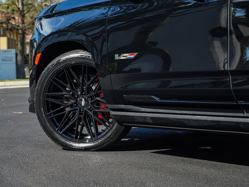 2023 Cadillac Escalade-V   - Photo 53 - Bonita Springs, FL 34134