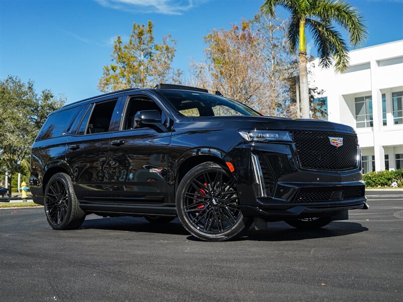 2023 Cadillac Escalade-V   - Photo 80 - Bonita Springs, FL 34134