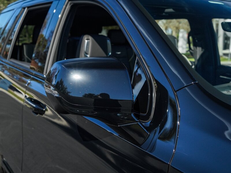 2023 Cadillac Escalade-V   - Photo 79 - Bonita Springs, FL 34134