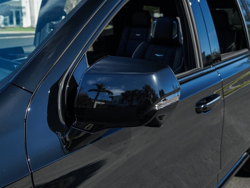 2023 Cadillac Escalade-V   - Photo 47 - Bonita Springs, FL 34134