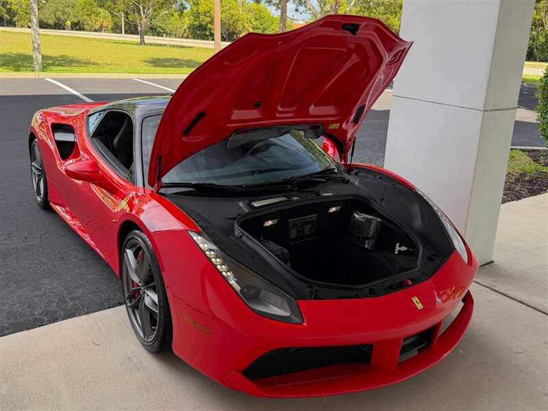 2019 Ferrari 488 GTB   - Photo 41 - Bonita Springs, FL 34134