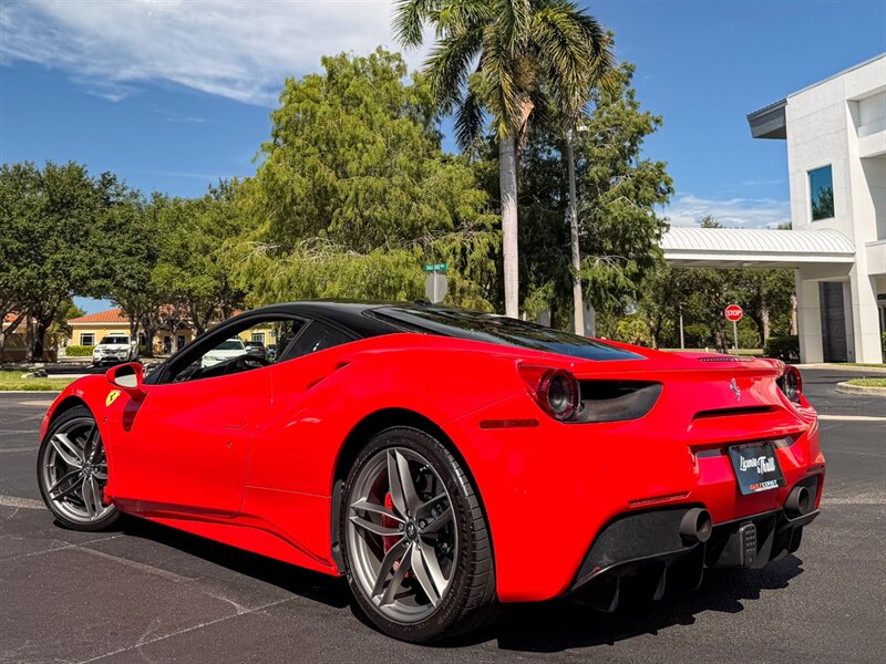 2019 Ferrari 488 GTB   - Photo 47 - Bonita Springs, FL 34134