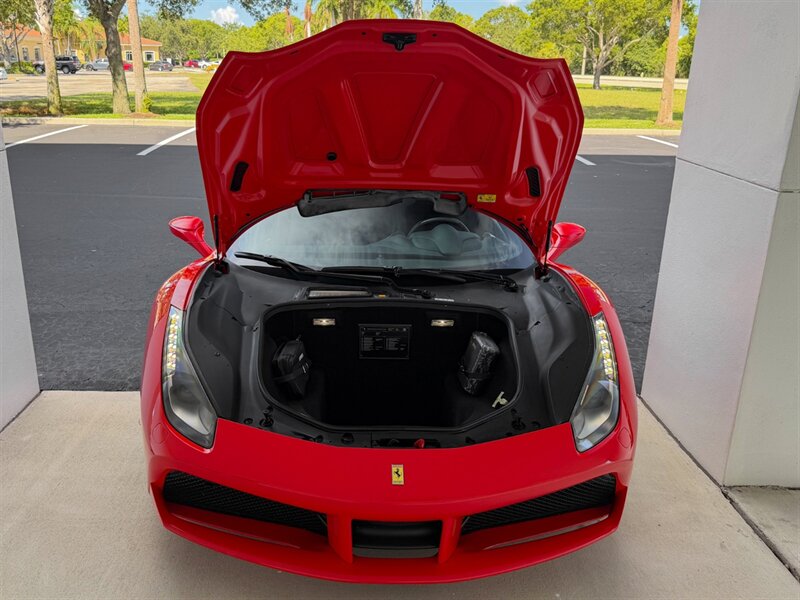 2019 Ferrari 488 GTB   - Photo 39 - Bonita Springs, FL 34134