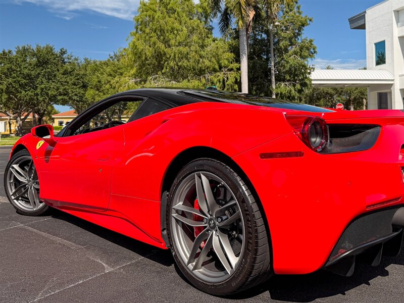 2019 Ferrari 488 GTB   - Photo 48 - Bonita Springs, FL 34134
