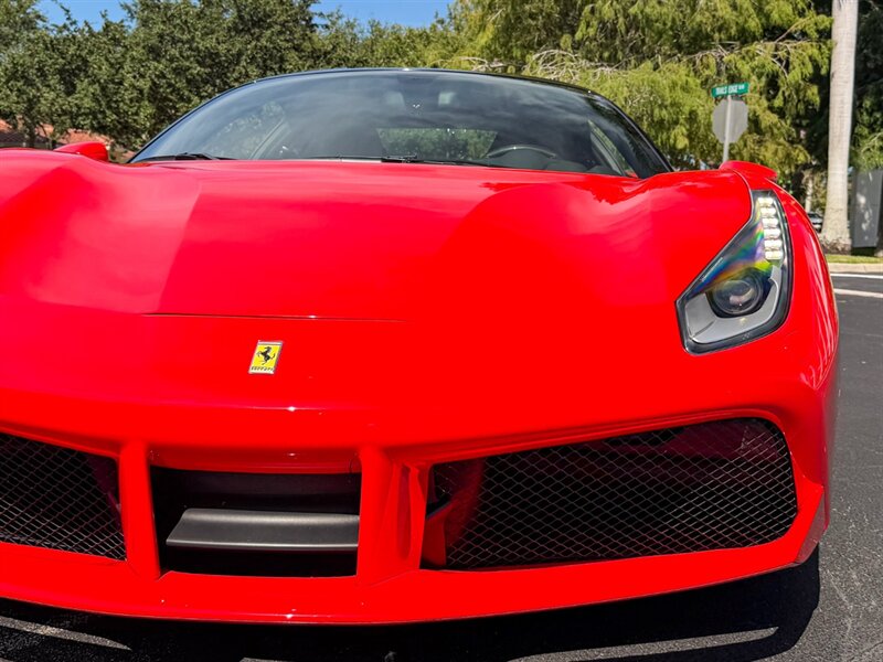 2019 Ferrari 488 GTB   - Photo 3 - Bonita Springs, FL 34134