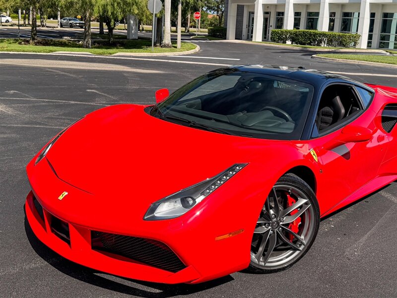 2019 Ferrari 488 GTB   - Photo 9 - Bonita Springs, FL 34134