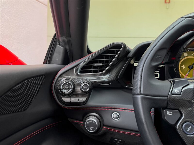 2019 Ferrari 488 GTB   - Photo 19 - Bonita Springs, FL 34134