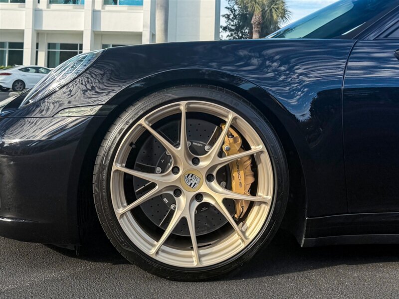 2023 Porsche 911 Carrera S   - Photo 38 - Bonita Springs, FL 34134
