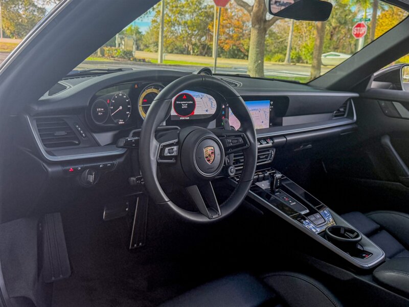 2023 Porsche 911 Carrera S   - Photo 10 - Bonita Springs, FL 34134