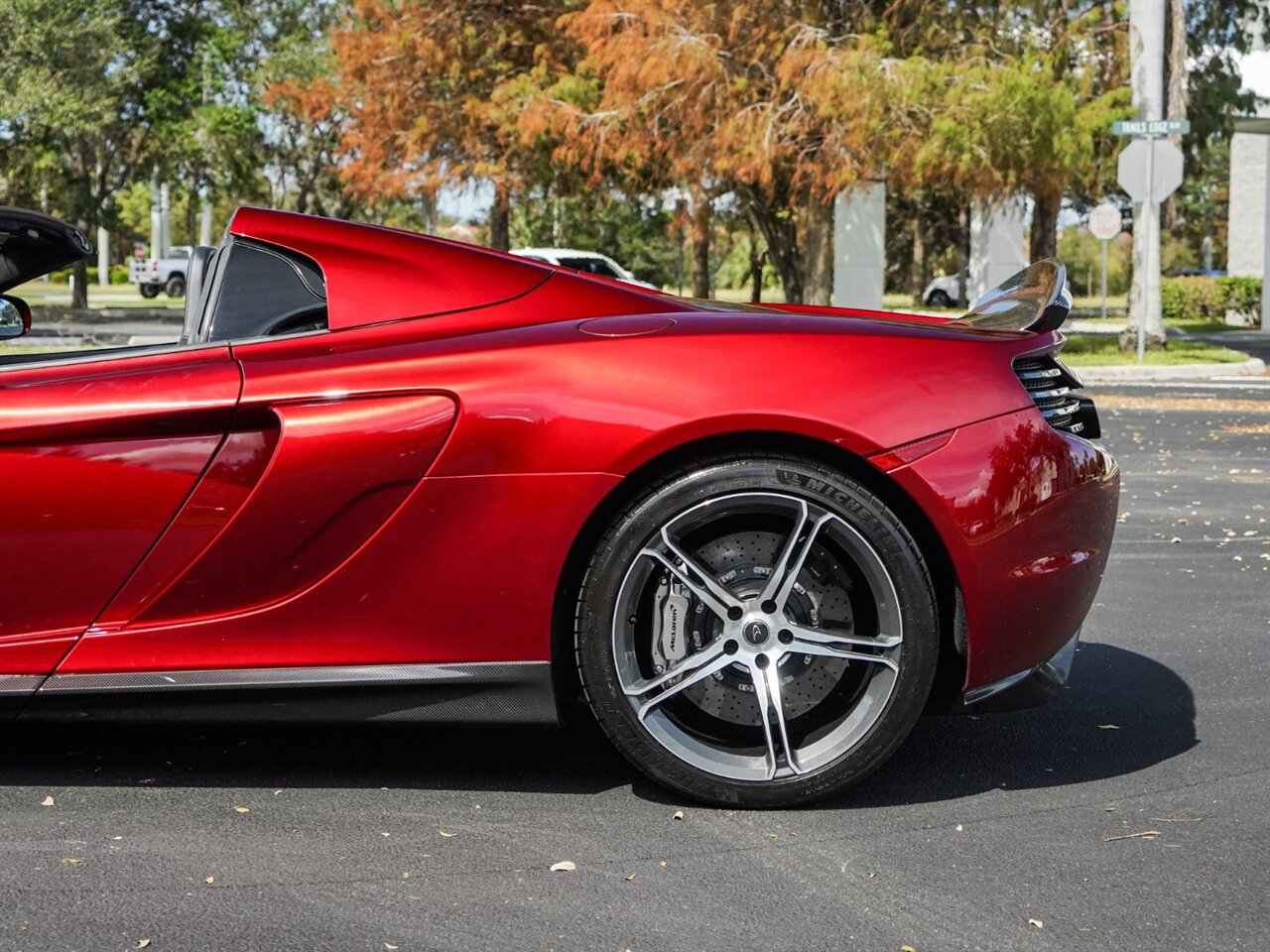 2015 McLaren 650S Spider   - Photo 38 - Bonita Springs, FL 34134